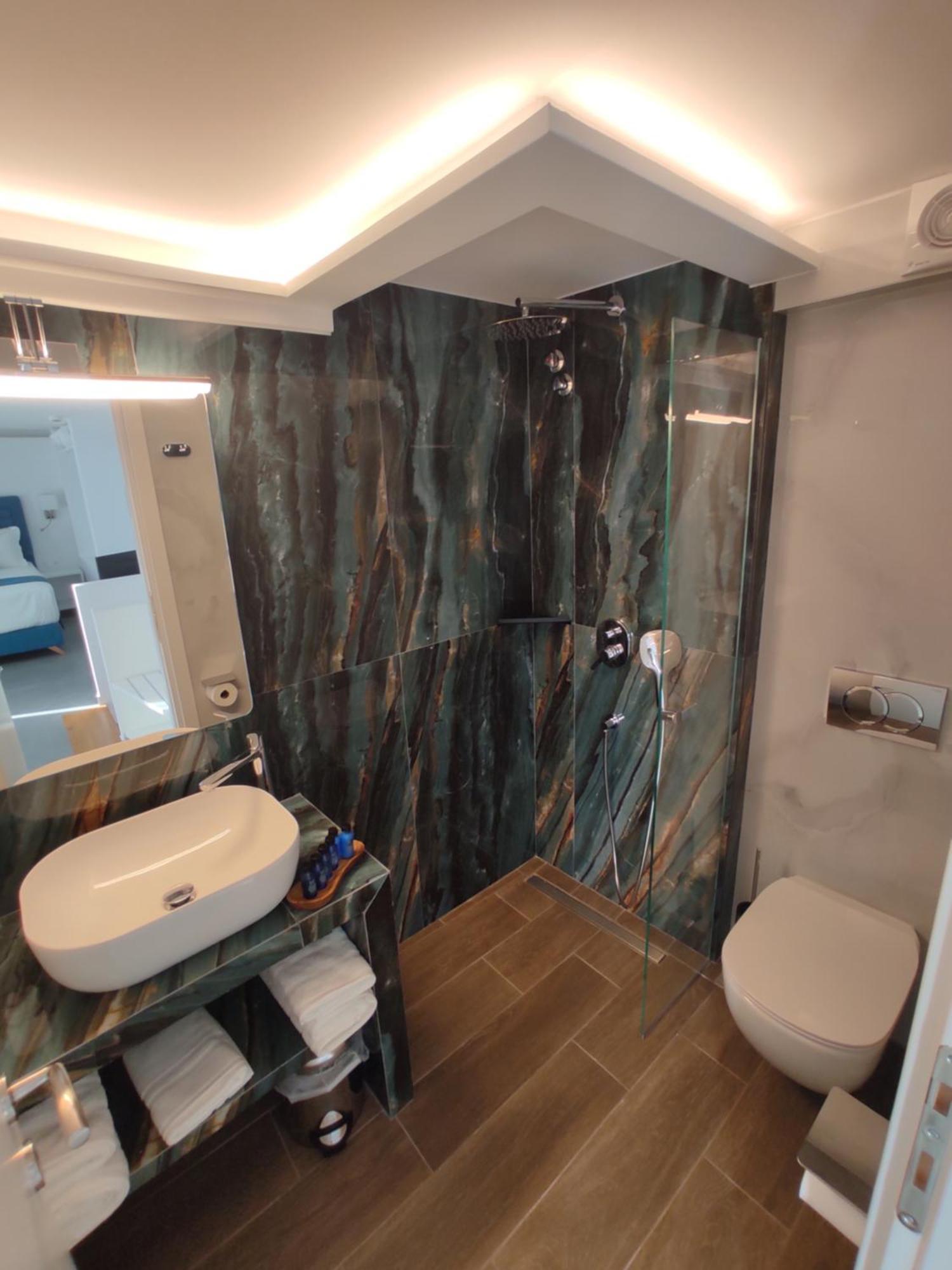Ocean Blue Suites Ierissos Ruang foto